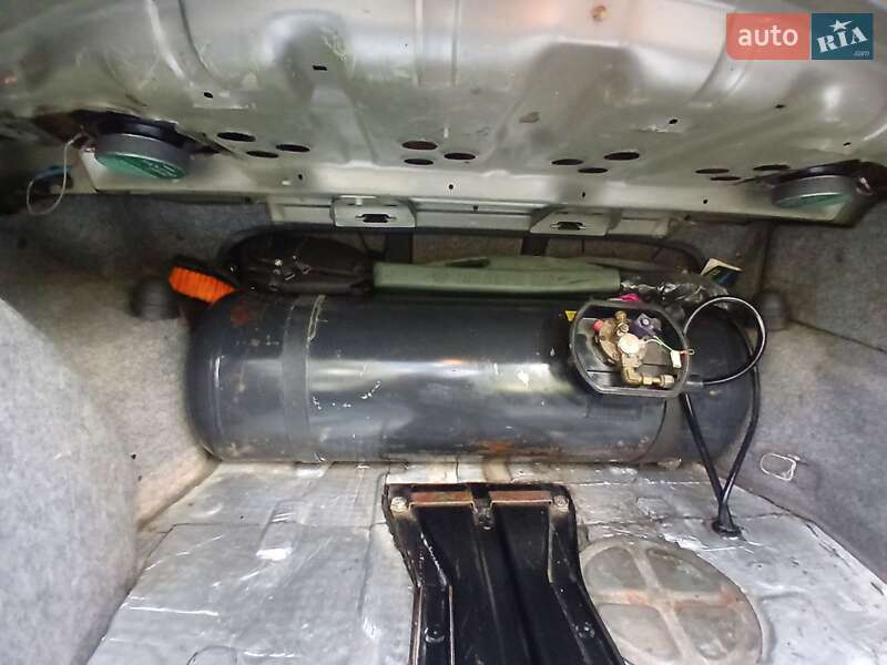 Седан Opel Omega 1997 в Одессе