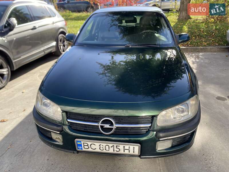 Седан Opel Omega 1999 в Львове