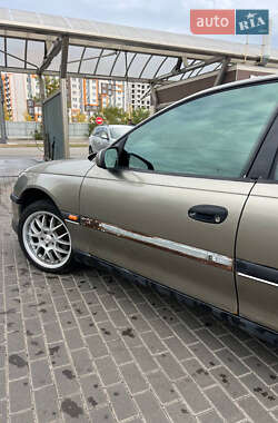 Седан Opel Omega 1997 в 