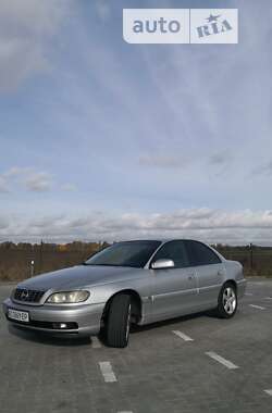 Седан Opel Omega 2002 в Луцке