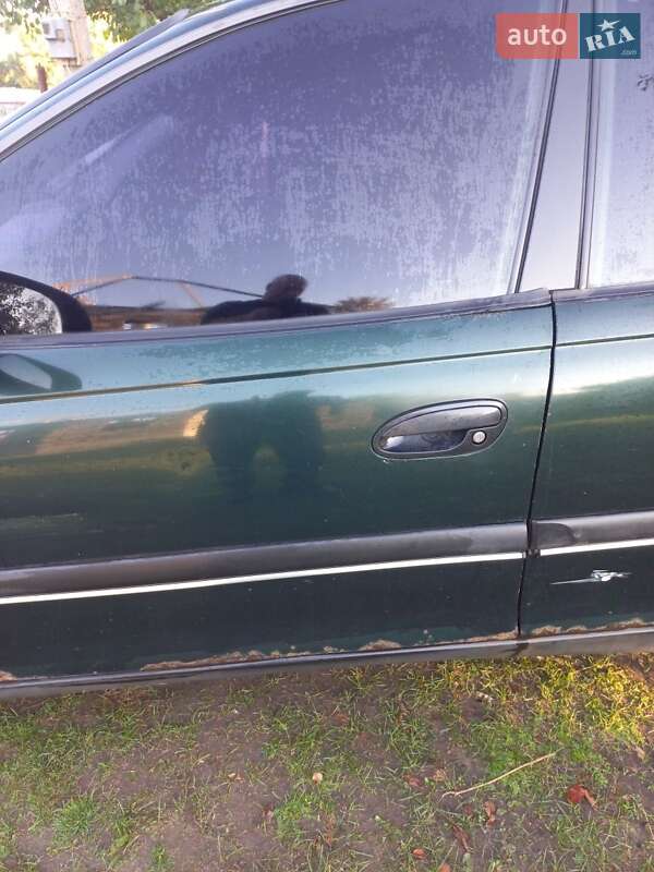 Седан Opel Omega 1995 в Запорожье