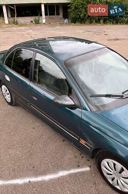 Седан Opel Omega 1995 в Новом Роздоле