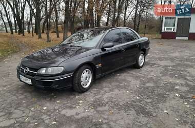 Седан Opel Omega 1998 в Новгород-Сіверському