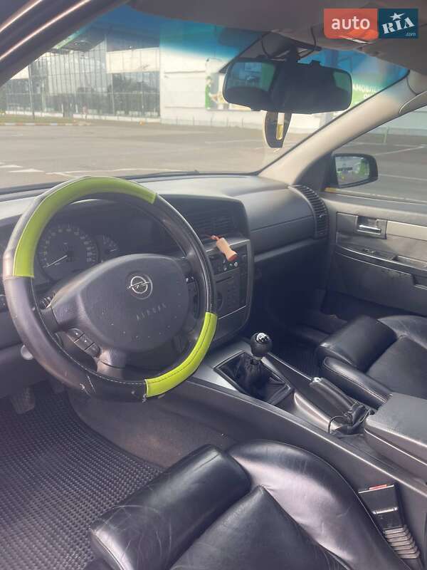 Седан Opel Omega 2002 в Одесі