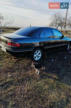 Седан Opel Omega 1996 в Раздельной