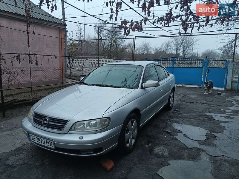 Седан Opel Omega 2001 в 