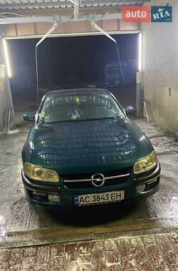 Седан Opel Omega 1997 в Луцьку