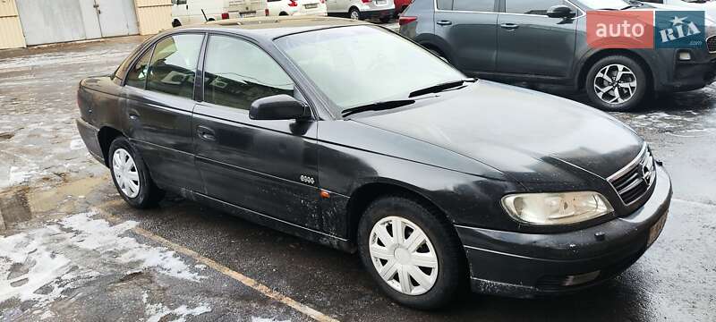 Седан Opel Omega 2000 в Харкові