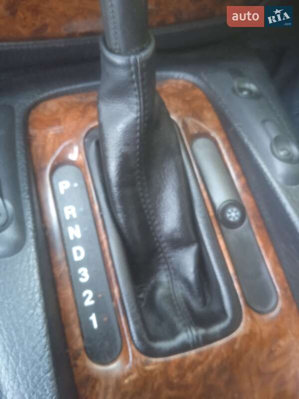 Седан Opel Omega 1997 в Буську