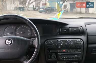 Седан Opel Omega 1998 в 