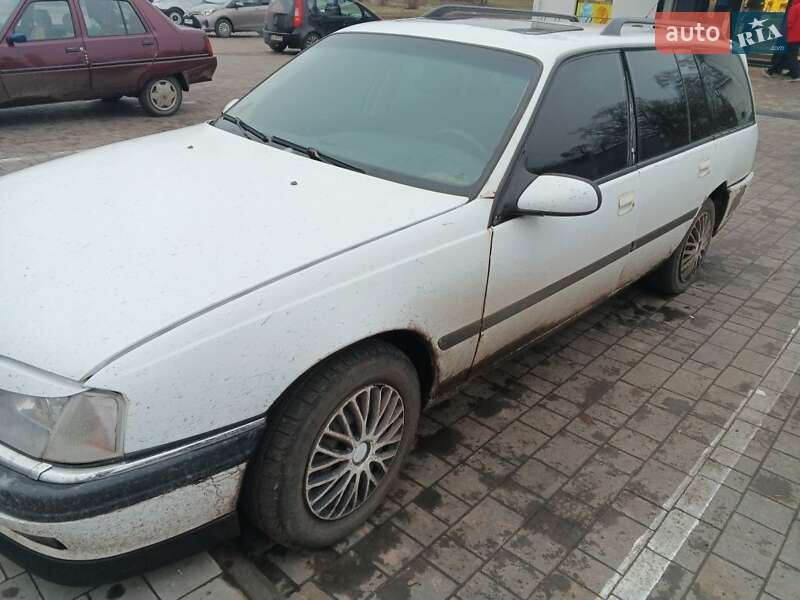 Універсал Opel Omega 1988 в Шрамківці