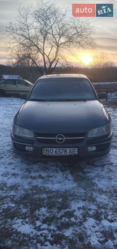 Седан Opel Omega 1994 в Чорткові