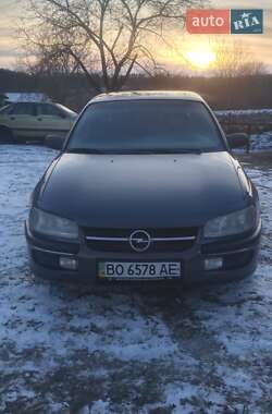 Седан Opel Omega 1994 в Чорткові