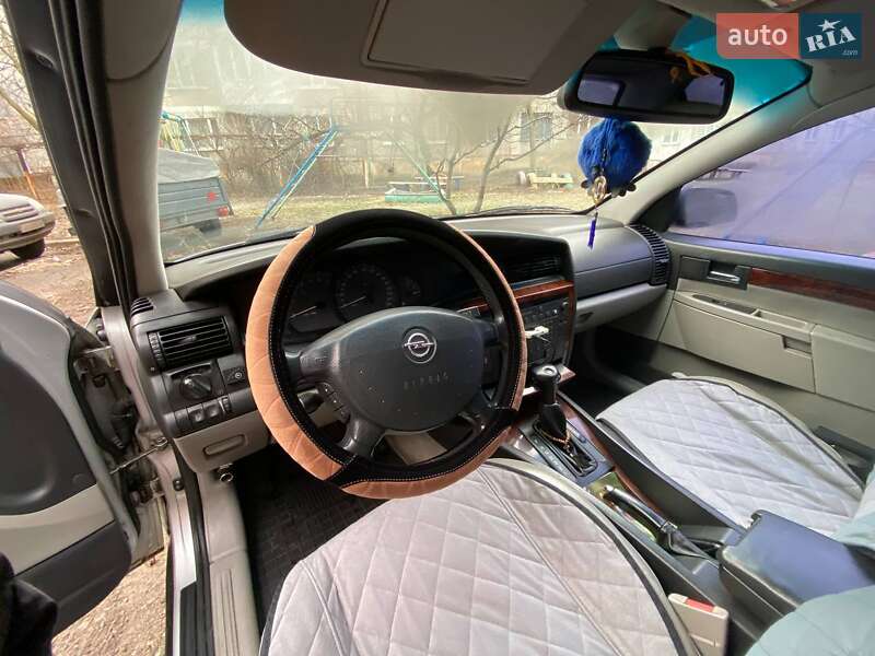 Седан Opel Omega 2002 в Доброполье