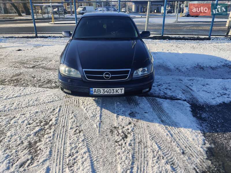 Седан Opel Omega 2001 в Виннице