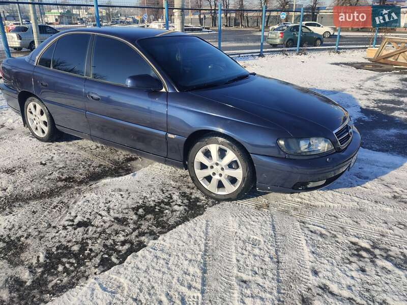 Седан Opel Omega 2001 в Виннице