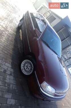 Седан Opel Omega 1991 в Миргороді