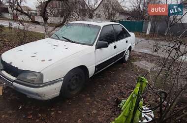 Седан Opel Omega 1988 в Драбове