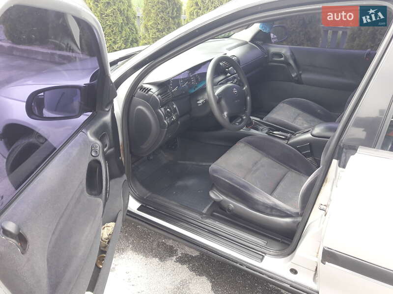 Универсал Opel Omega 1997 в Любаре