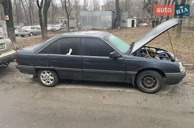 Седан Opel Omega 1989 в Киеве