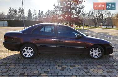 Седан Opel Omega 1995 в Луцке