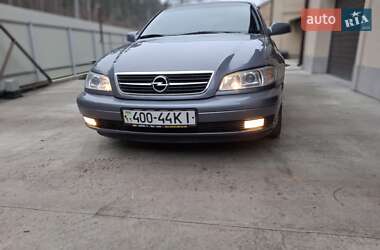 Седан Opel Omega 2003 в Киеве