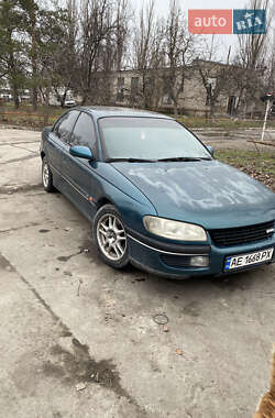 Седан Opel Omega 1996 в Каменском