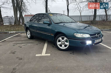 Седан Opel Omega 1997 в Виннице