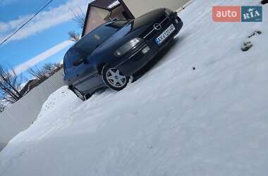 Седан Opel Omega 1997 в Харькове