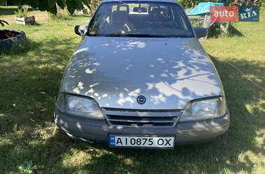 Седан Opel Omega 1989 в Києві