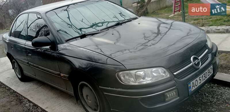 Седан Opel Omega 1998 в Ужгороде фото 3 Седан Opel Omega 1998 в Ужгороде
