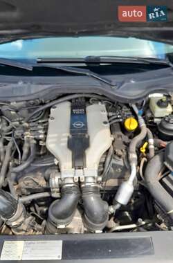 Седан Opel Omega 2002 в 