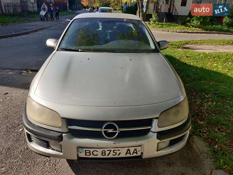 Седан Opel Omega 1999 в Львове