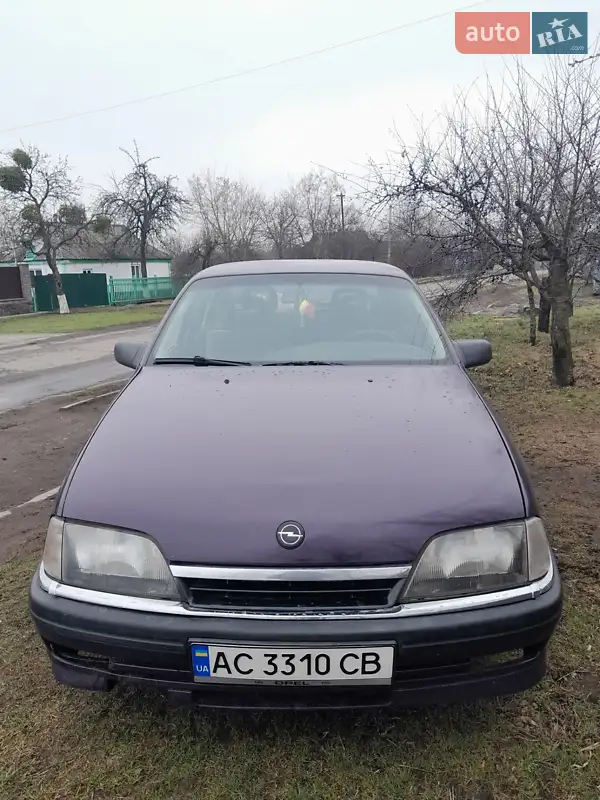 Седан Opel Omega 1993 в 