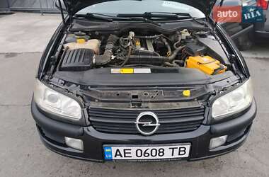 Седан Opel Omega 1999 в Запорожье