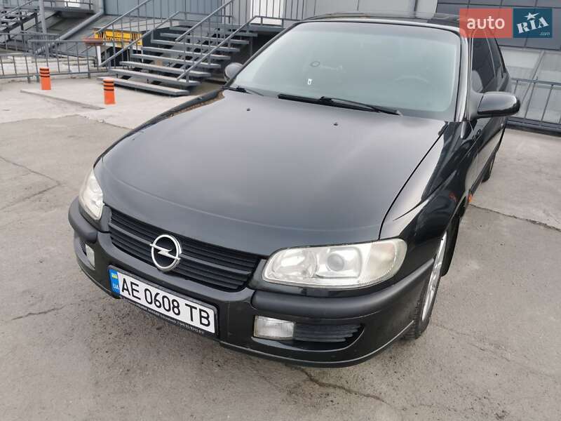 Седан Opel Omega 1999 в Запорожье