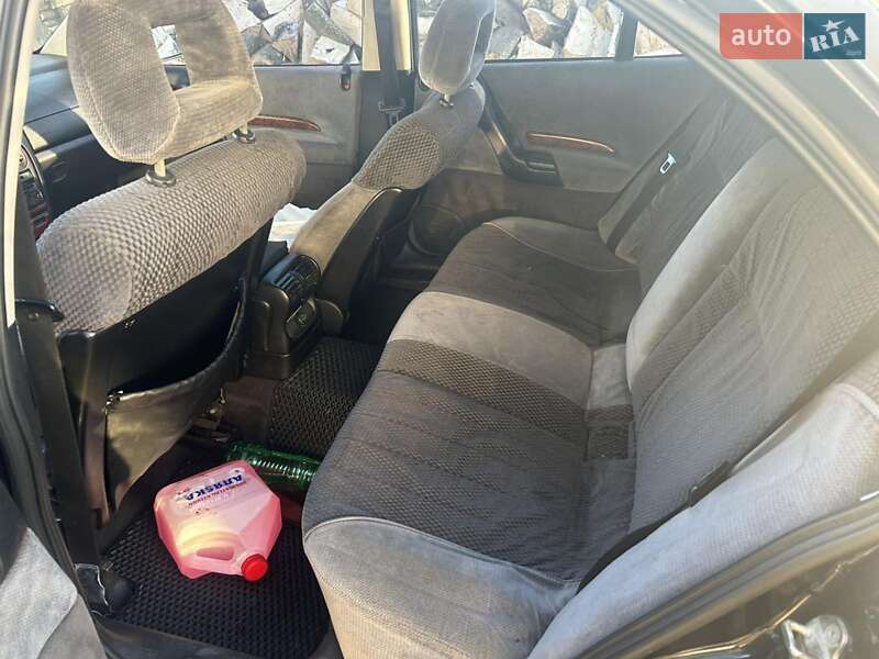 Седан Opel Omega 1995 в Тернополе