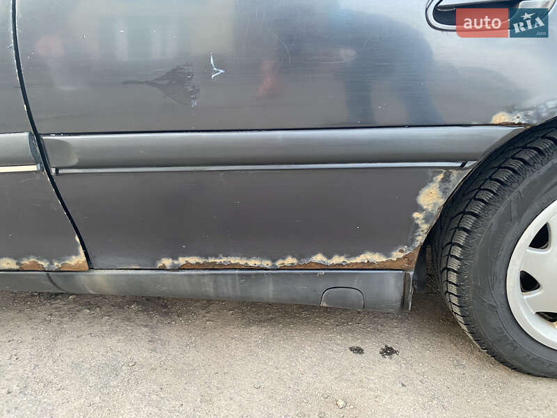 Седан Opel Omega 1995 в Калинівці