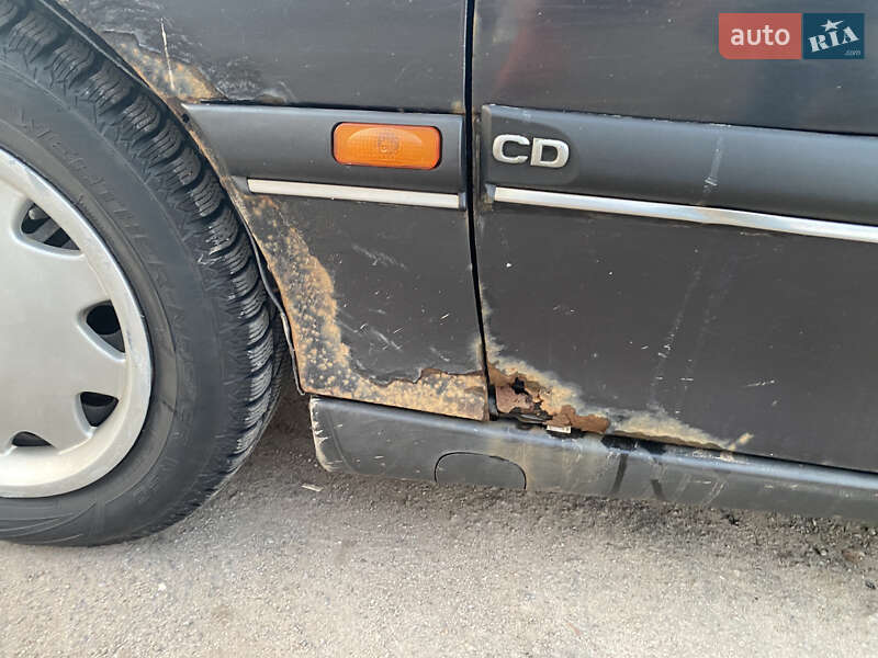 Седан Opel Omega 1995 в Калинівці