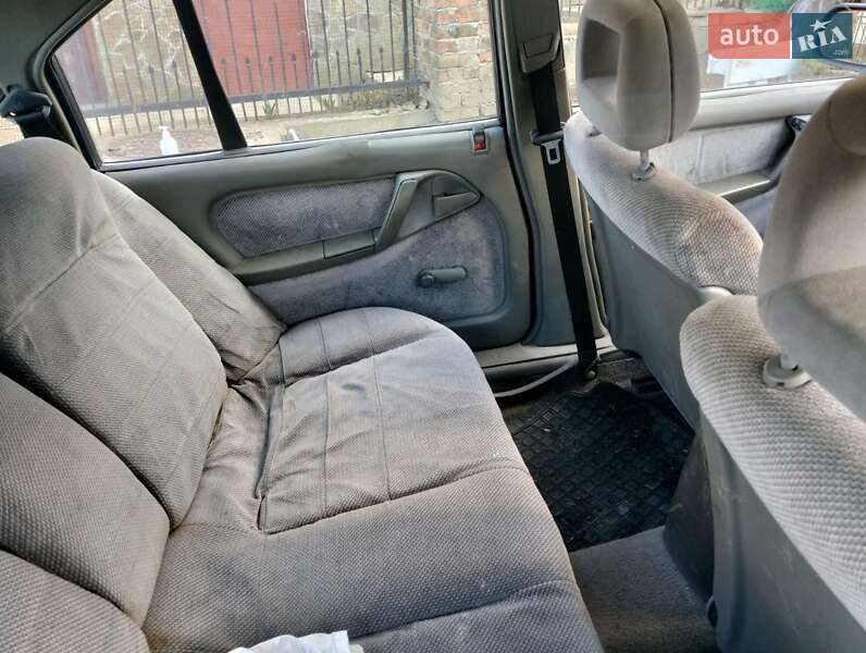 Седан Opel Omega 1991 в Ровно