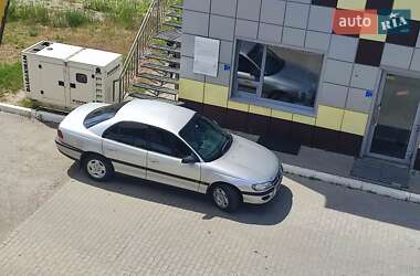 Седан Opel Omega 1998 в 