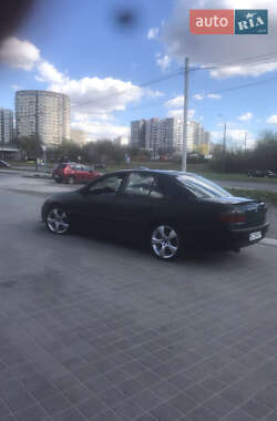 Седан Opel Omega 1995 в 