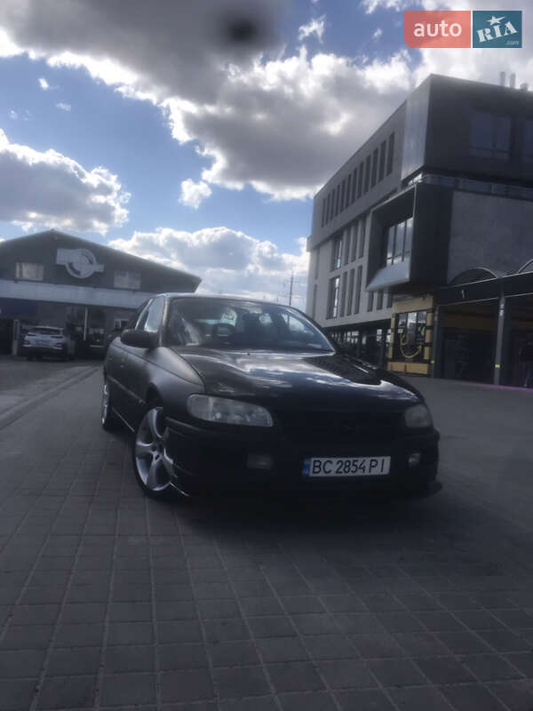 Седан Opel Omega 1995 в 