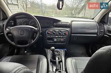 Седан Opel Omega 1994 в 