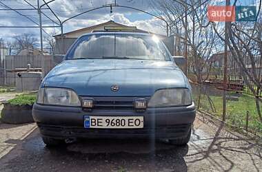 Универсал Opel Omega 1987 в 