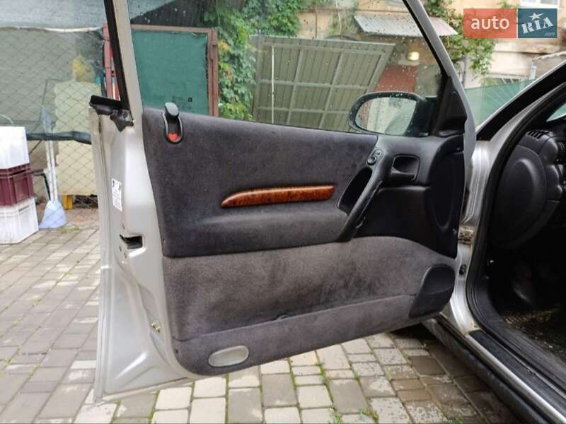 Седан Opel Omega 1998 в Одессе