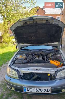 Седан Opel Omega 2002 в 