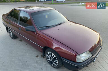 Седан Opel Omega 1990 в 