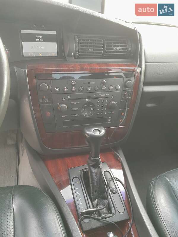 Седан Opel Omega 2002 в Киеве