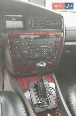 Седан Opel Omega 2002 в 